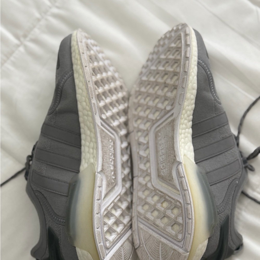 Adidas Sneakers - Picture 6 of 6